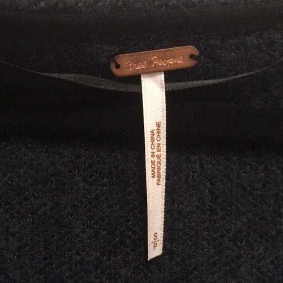 Free People Sweater Weather V Neck NWT - Picture 7 of 10